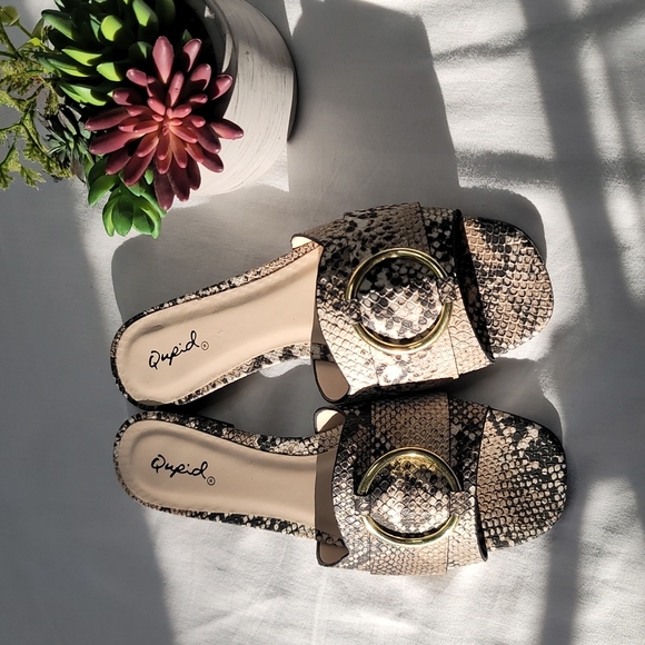 Qupid slide sandal shoes sz 6.5 NWOB